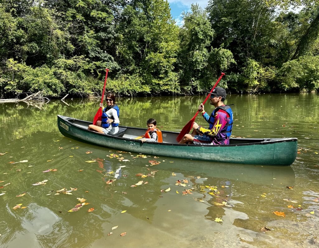Family canoeing on the Hocking River